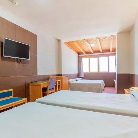 Отель Checkin Camino De Гранада