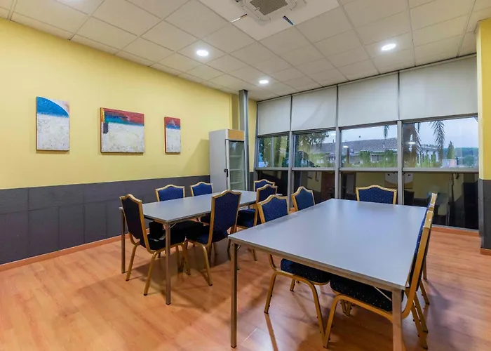 Отель Checkin Camino De