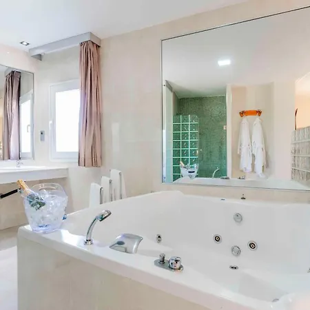 Checkin Camino De Hotel Granada